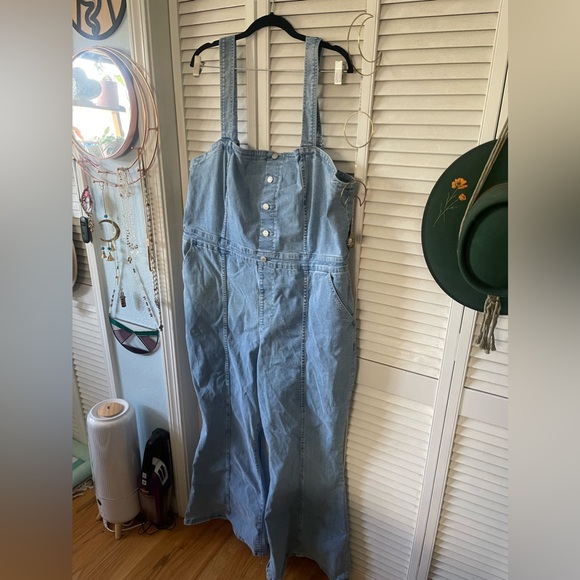 Ava & Viv Jumpsuit - Picture 3 of 8